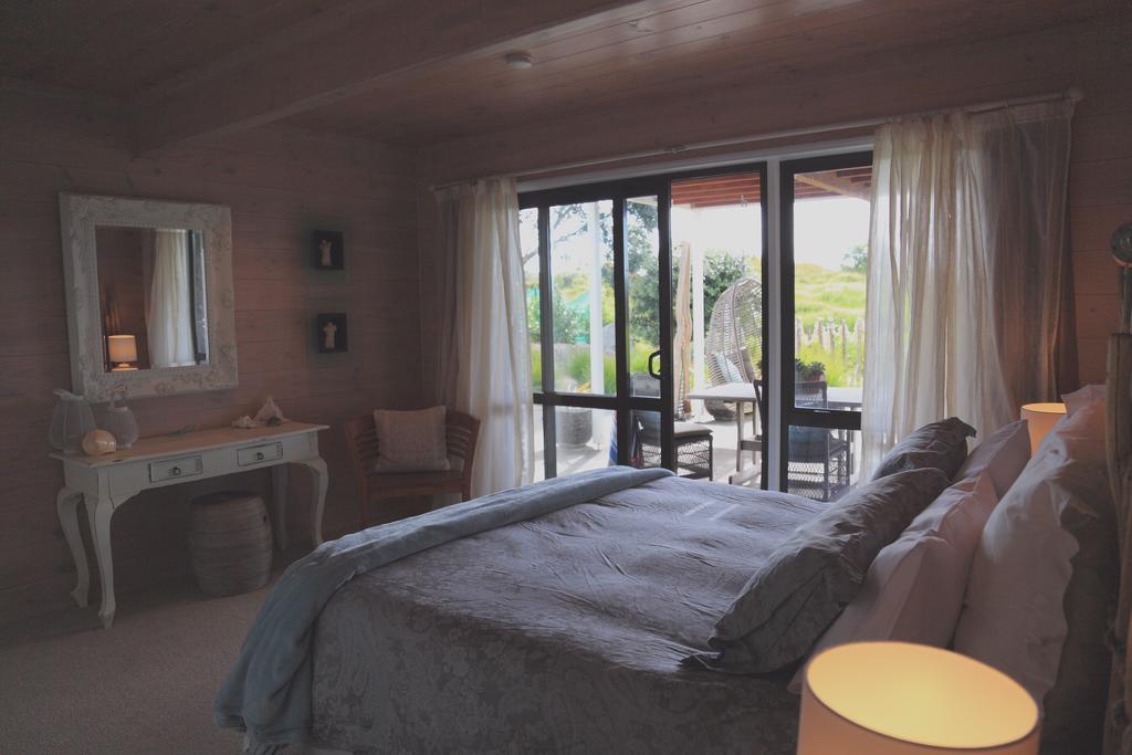 Apartamento Two Bare Feet Waihi Exterior foto